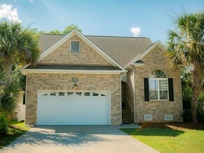 Building Photo - 2500 Sand Dunes Dr