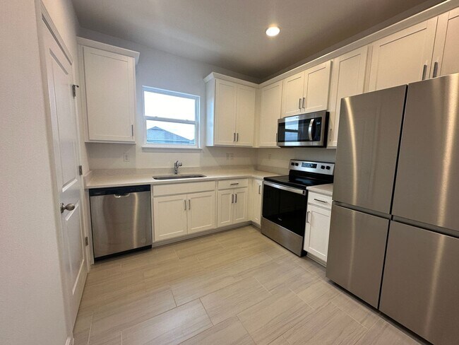 Photo - For rent - Hamlin - Horizon West 1/1 Power... House