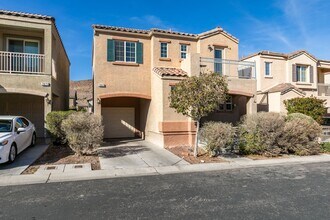 Building Photo - 7467 Ademar St