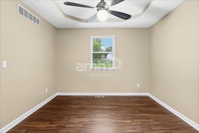 Building Photo - 6714 Midnight Sun Dr