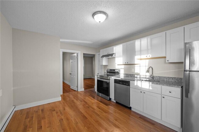 Foto del edificio - 54 Hillside Ave