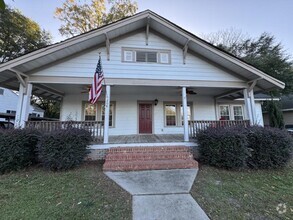 Building Photo - 208 S Dargan St