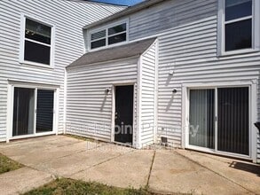 Building Photo - 7001 Stonington Ln