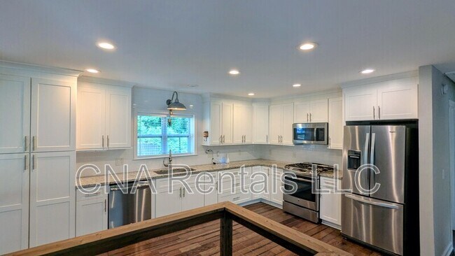 Foto del edificio - 3290 Forest Creek Dr SW