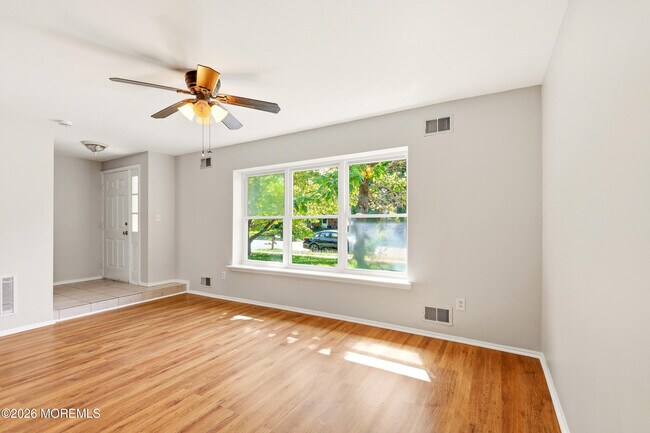 Building Photo - 35 Mizzen Dr