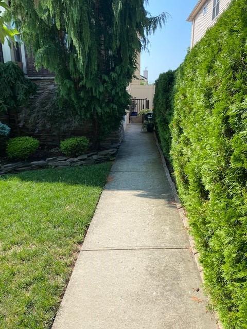 Primary Photo - 922 Rathbun Ave