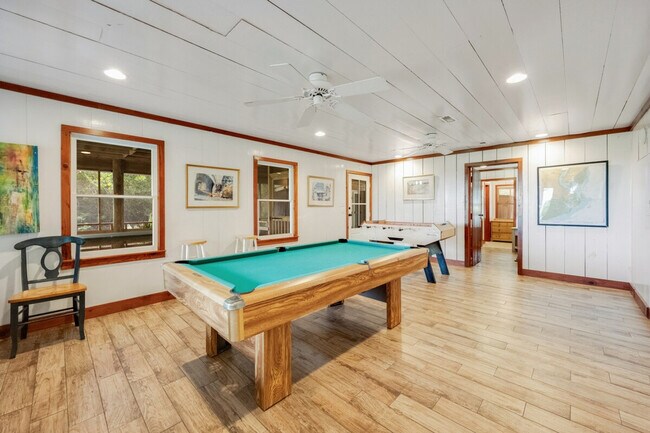 Foto del edificio - 911 Debordieu Blvd