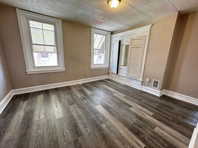 Foto del edificio - Newly Rehabbed 3-Bedroom in Strawberry Man...