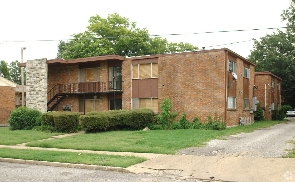 Building Photo - 30 N Idlewild St