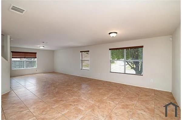 Building Photo - 4900 Meadow Trails Dr