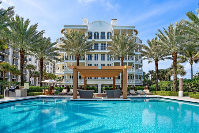 Building Photo - 155 S Ocean Ave