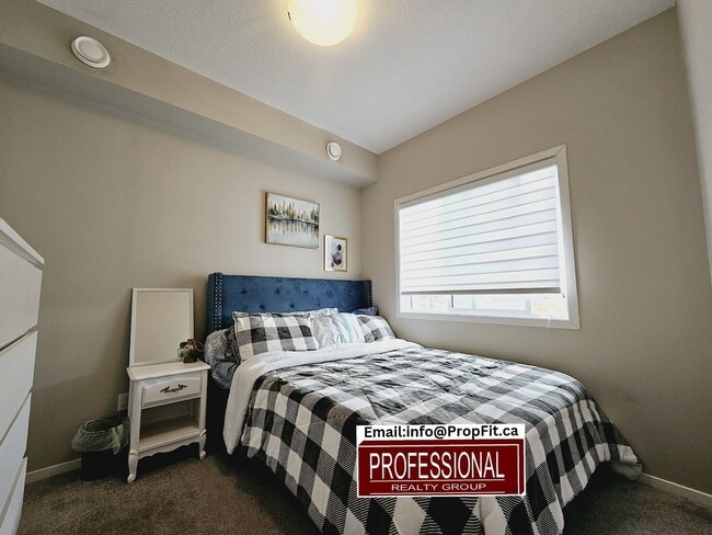 Building Photo - 6307 66 St