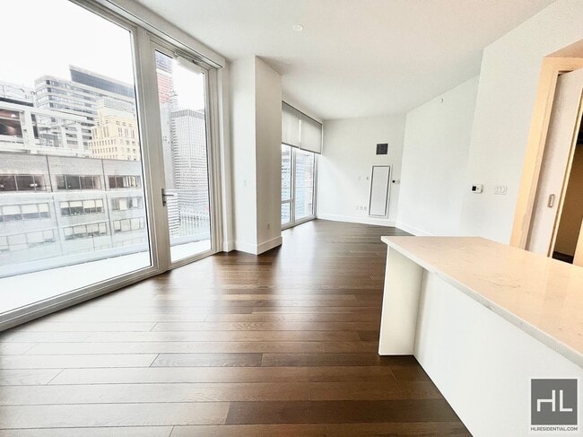 Building Photo - East 44th Street