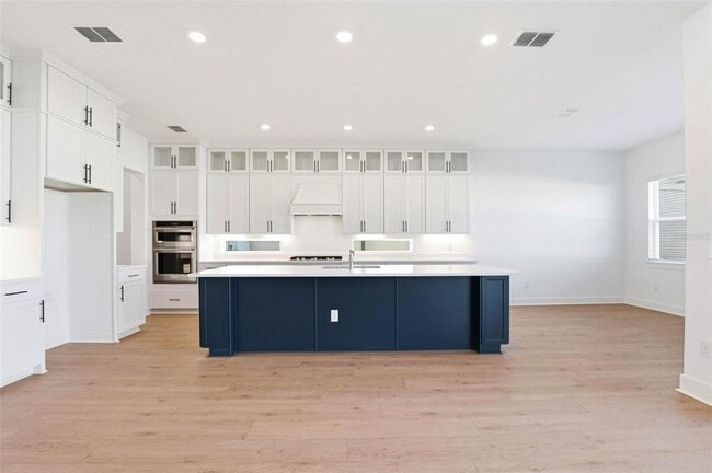 Building Photo - 6962 Jared Oaks Dr