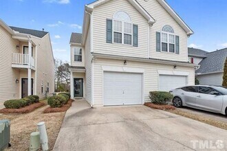 Building Photo - 2120 Persimmon Ridge Dr