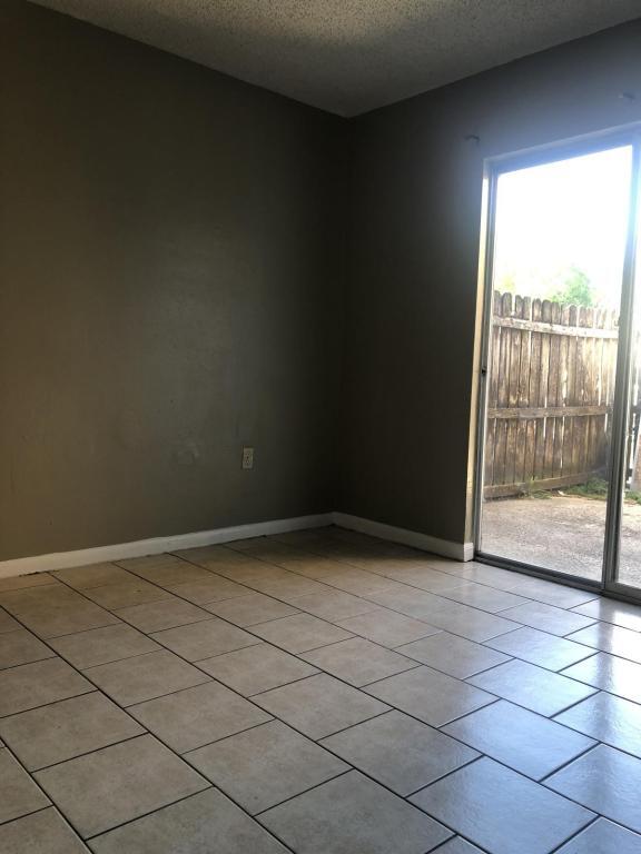 Foto del edificio - 11644 W Sherwood Meadow Ave
