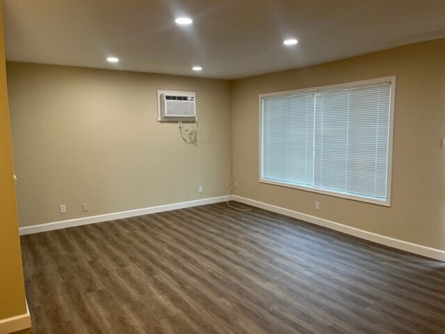 Building Photo - 147 Virginia Hills Dr