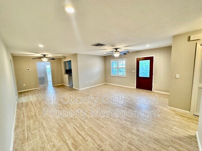 Building Photo - 309 Degas Dr