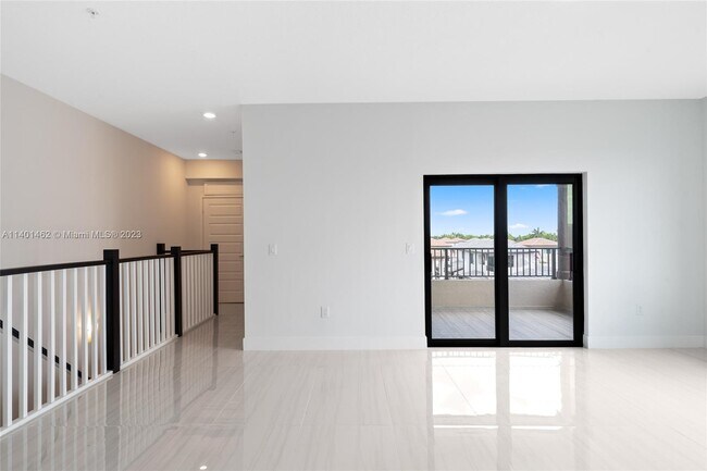 Foto del edificio - 4672 NW 84th Ave