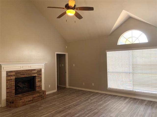 Building Photo - 1828 Crabapple Ct