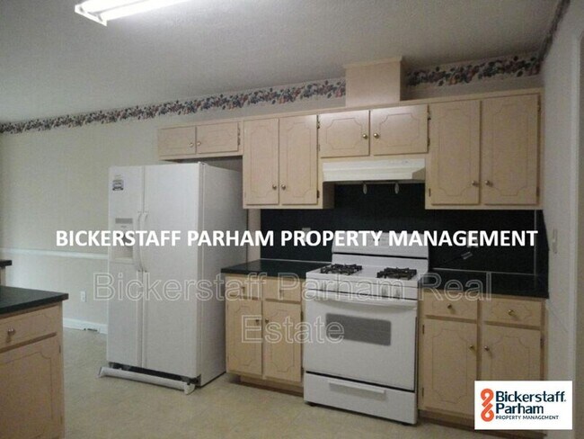 Building Photo - 7091 Vinings Way