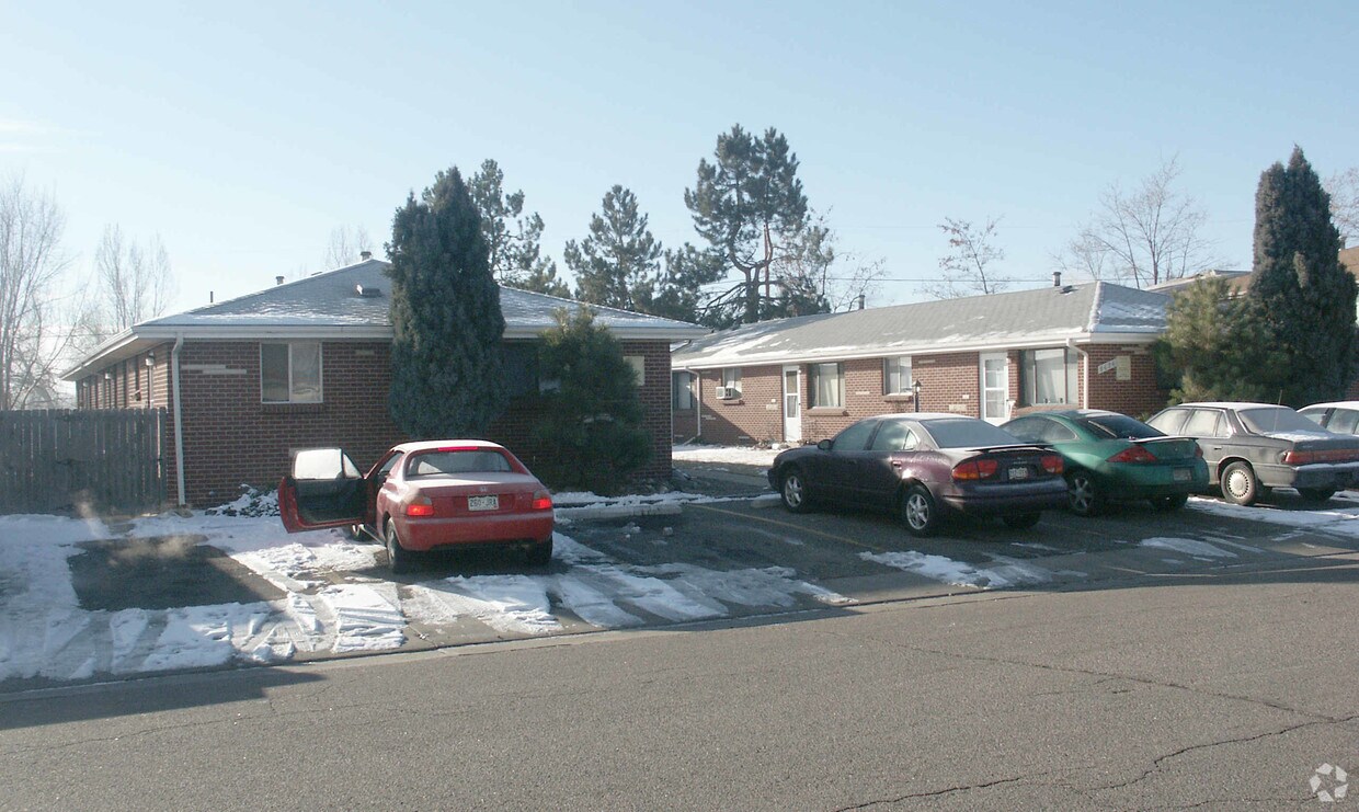 Primary Photo - 8626 W 54th Pl
