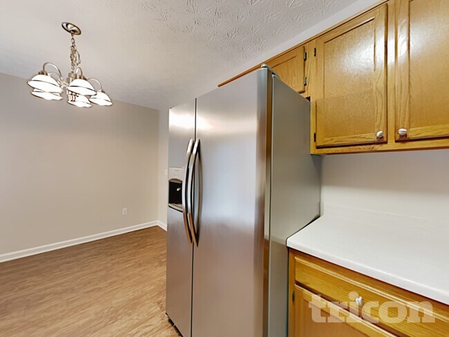 Building Photo - 1858 Hickory Creek Ct NW