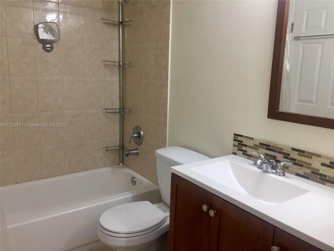 Building Photo - 10650 SW 157th Ct
