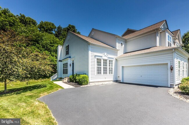 Foto del edificio - 684 Churchill Rd