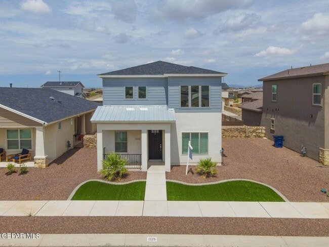 Building Photo - 1925 William Caples St