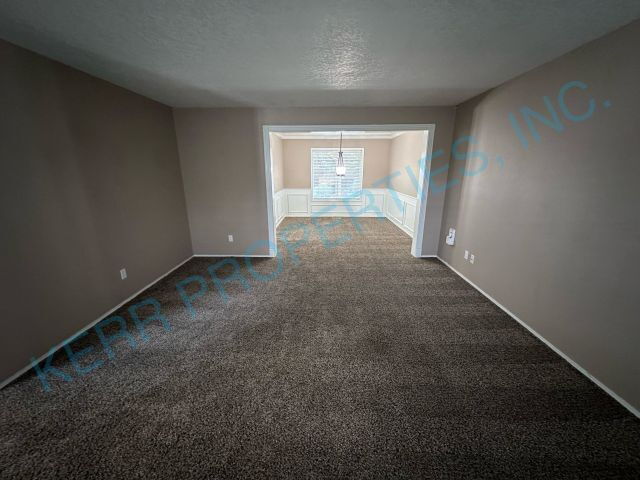 Building Photo - 4287 NE 1st St