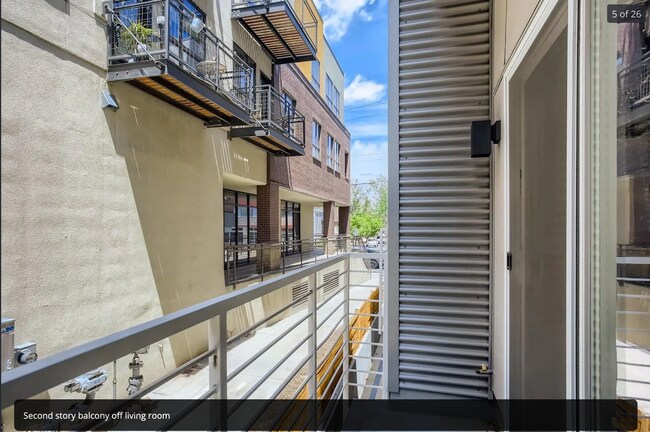 Building Photo - 3360 W 38th Ave