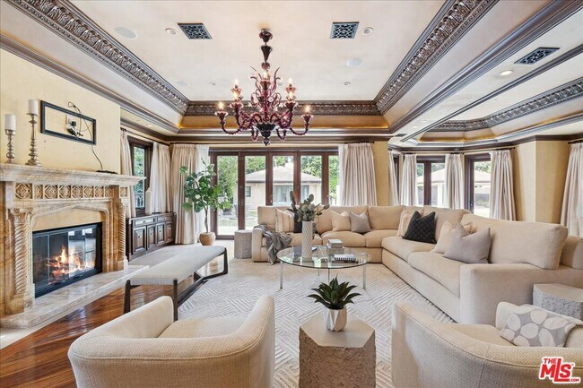 Foto del edificio - 617 N Alpine Dr