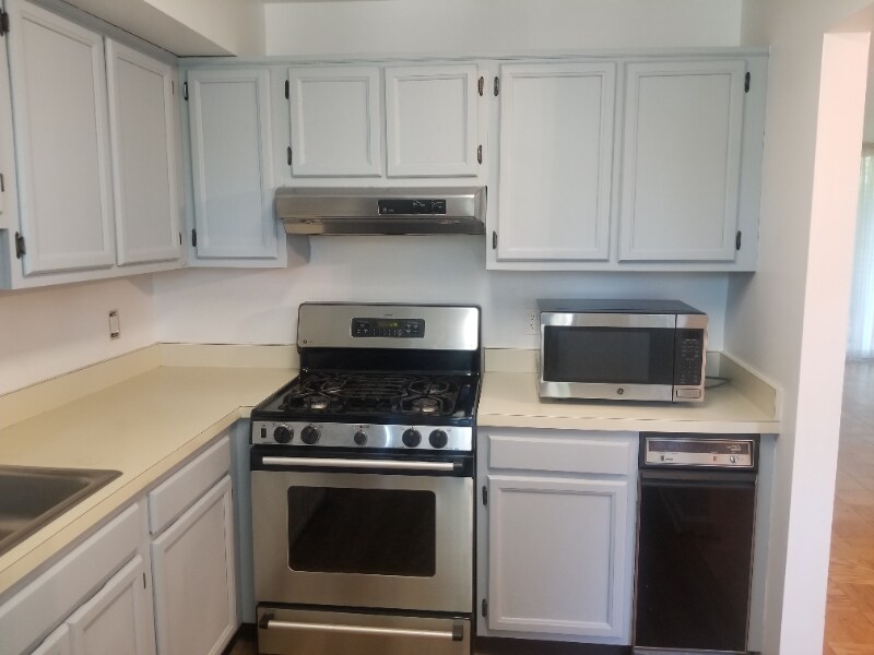 Foto principal - 704 Quince Orchard Blvd