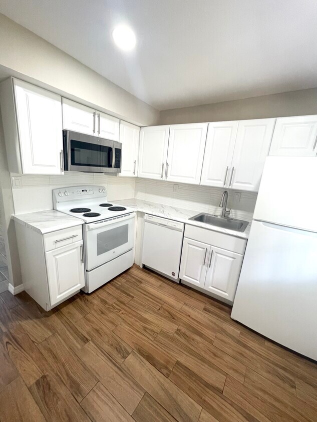 Primary Photo - 12406 Orange Blossom Oak Pl