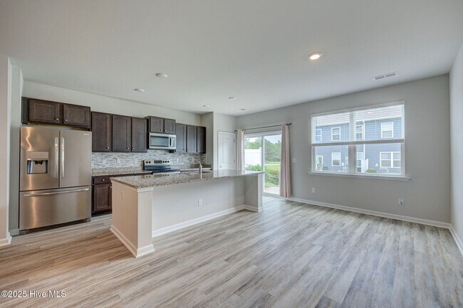 Foto del edificio - 4613 Wildaire Ln