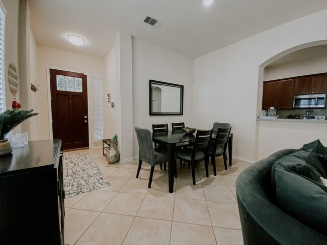 Building Photo - 6715 Terra Rye