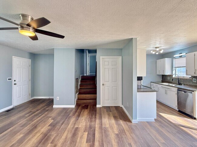 Foto del edificio - 275 Stone Dam Rd