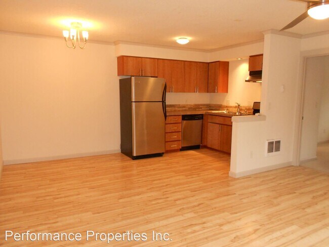Building Photo - 8950 N Kellogg St