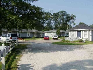 Primary Photo - Esto Hwy Apartments