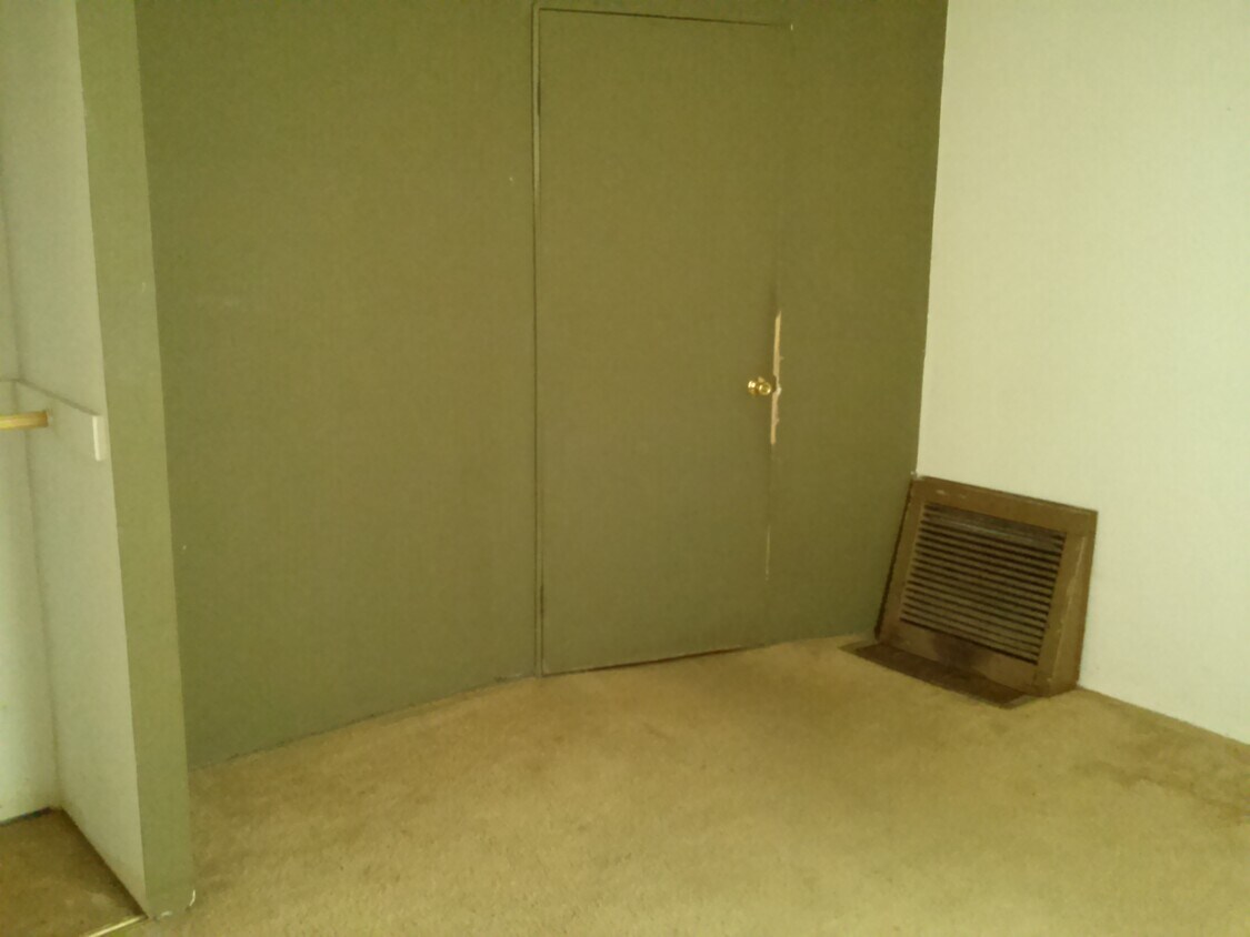 Foto principal - 19523 Strathern St