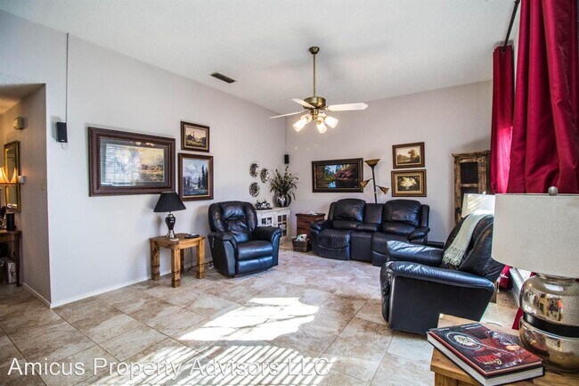 Building Photo - 2 br, 2 bath House - 5520 93rd Street