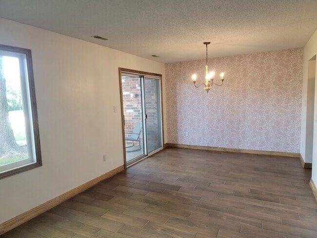 Building Photo - 4701 Woodland Ave