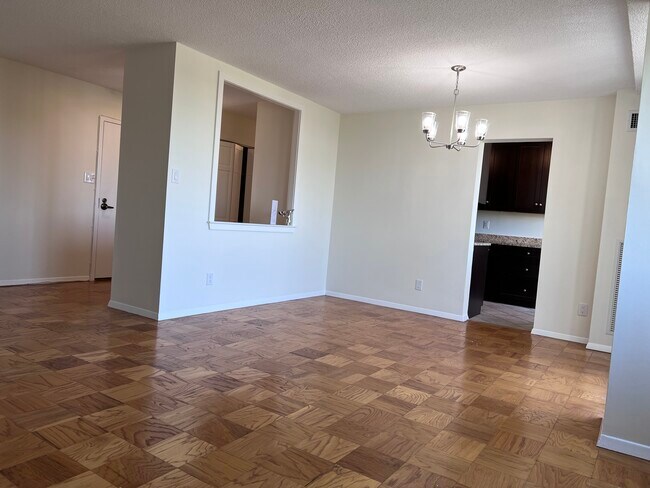 Building Photo - 501 Slaters Ln