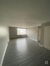 Building Photo - 31 Gillett St