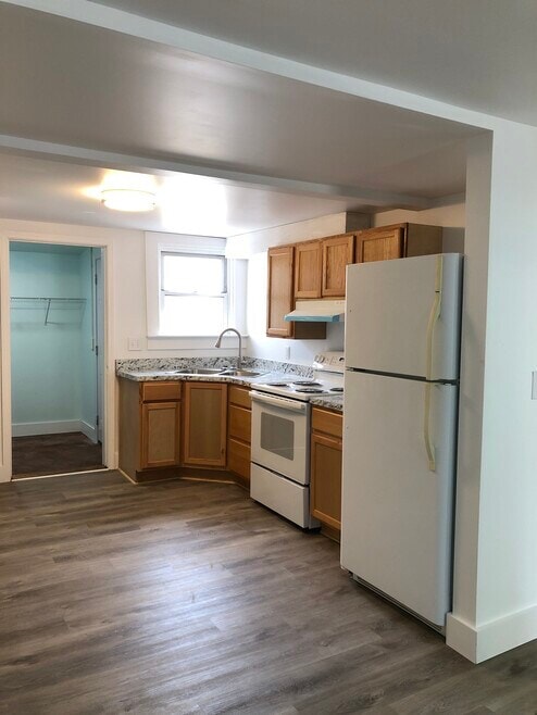 Building Photo - 55 Main St