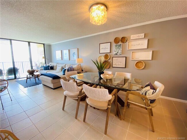 Foto del edificio - 7380 S Ocean Dr