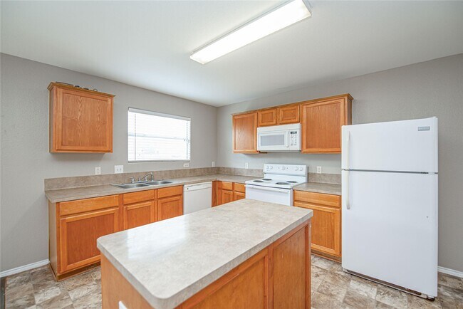 Foto del edificio - 16754 N Thrasher Dr