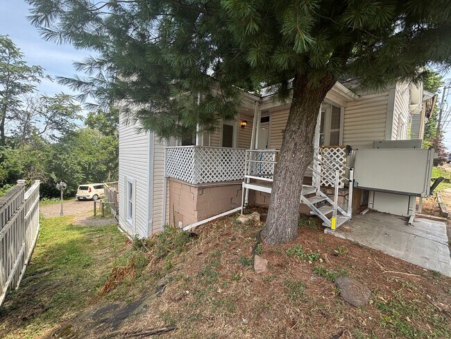 Foto del edificio - Tired of being a renter and want to own yo...