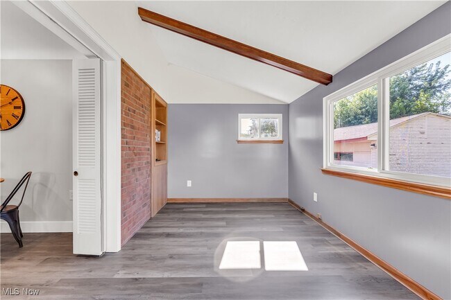 Foto del edificio - 9706 Park Heights Ave